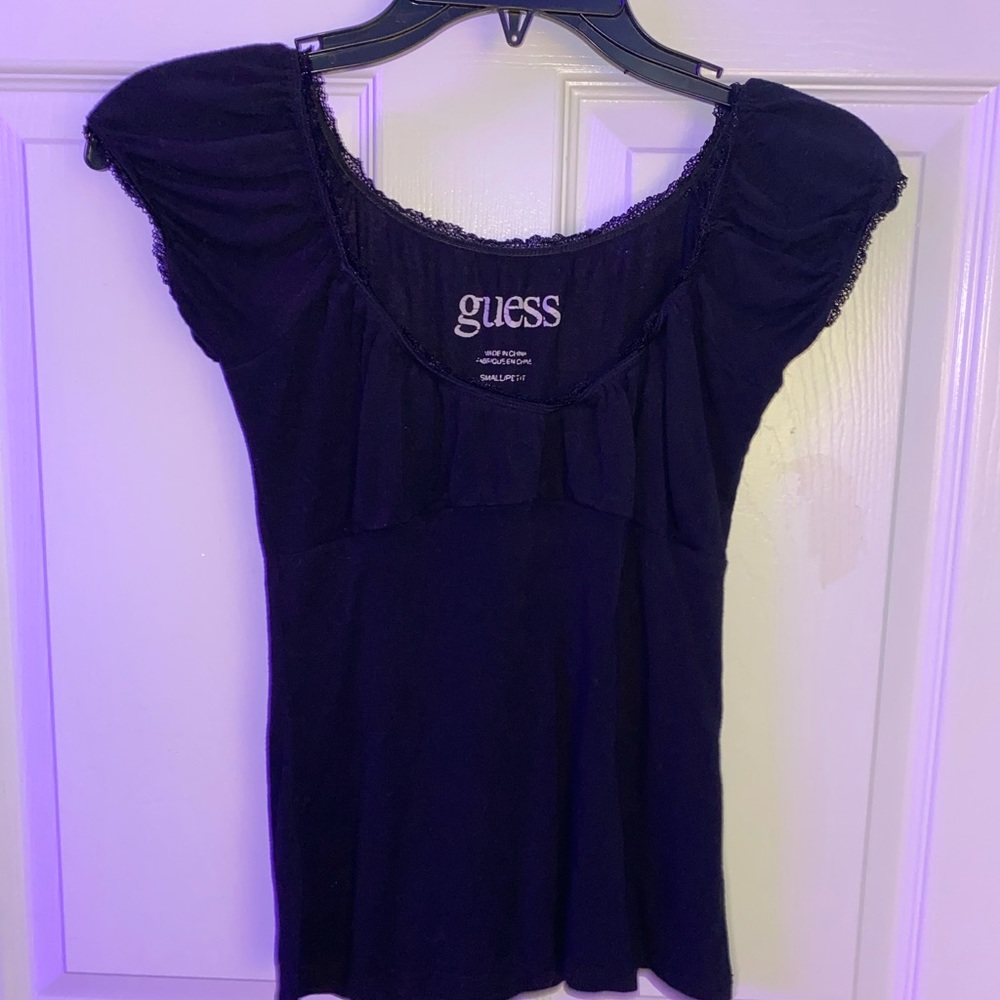 GUESS scrunch top